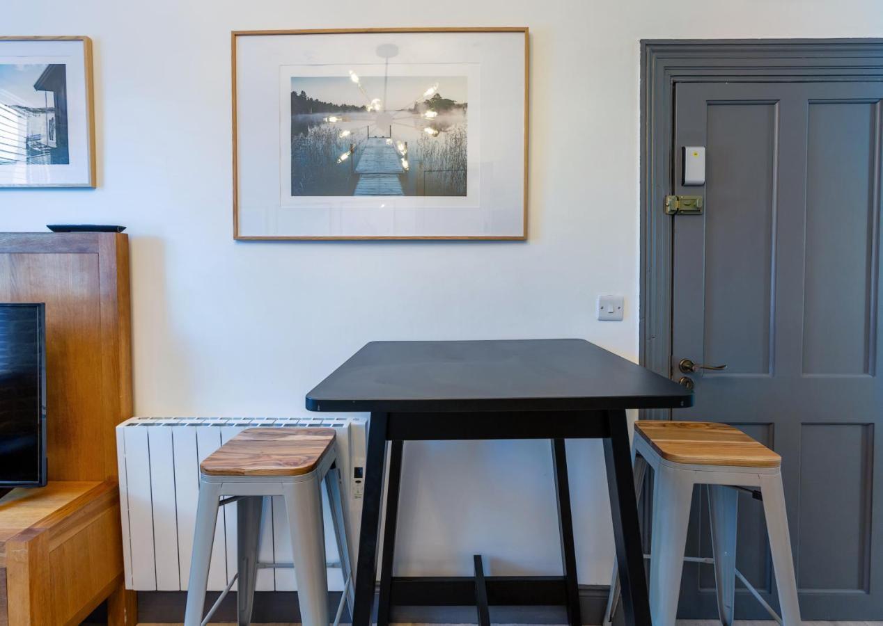 Macs Townhouse Dungarvan Dungarvan  Exterior photo